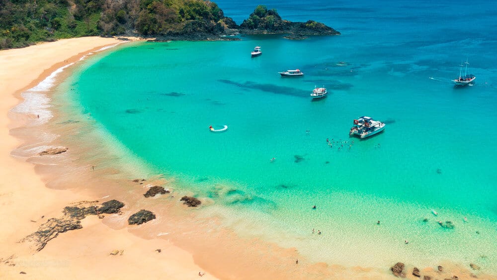 melhores praias de fernando de noronha